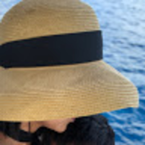 Meet your Posher, A. - Picture 1 of 1